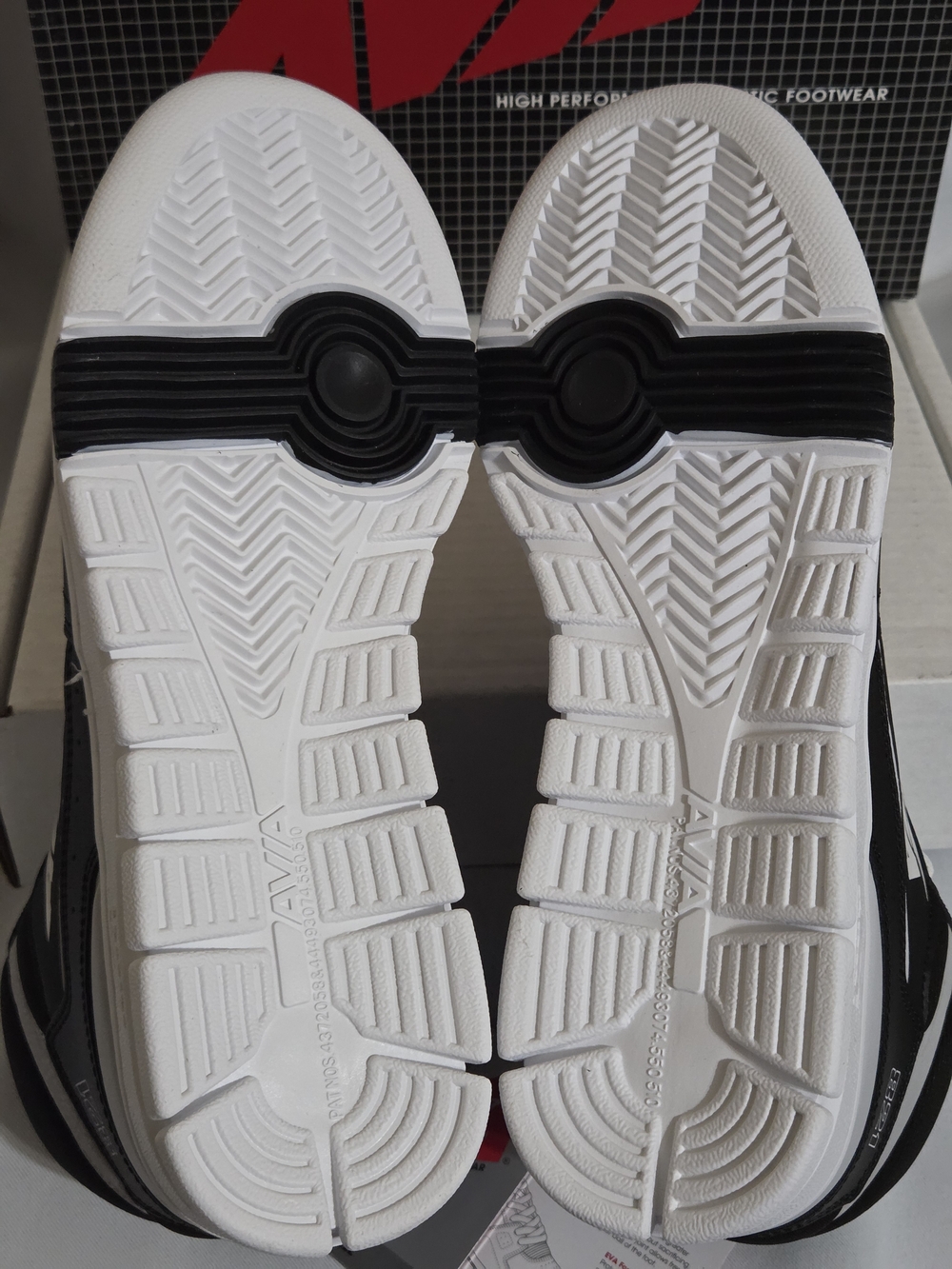 AVIA 821 Basketball Shoes US Men Size 10/US Women 11.5 (New With Tag & Box) - Picture 6 of 13